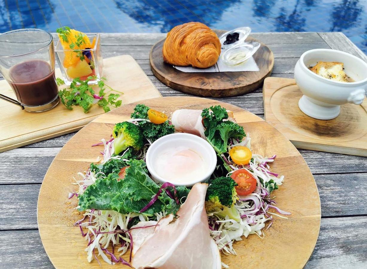 Malibu Hotel Zushi Buitenkant foto